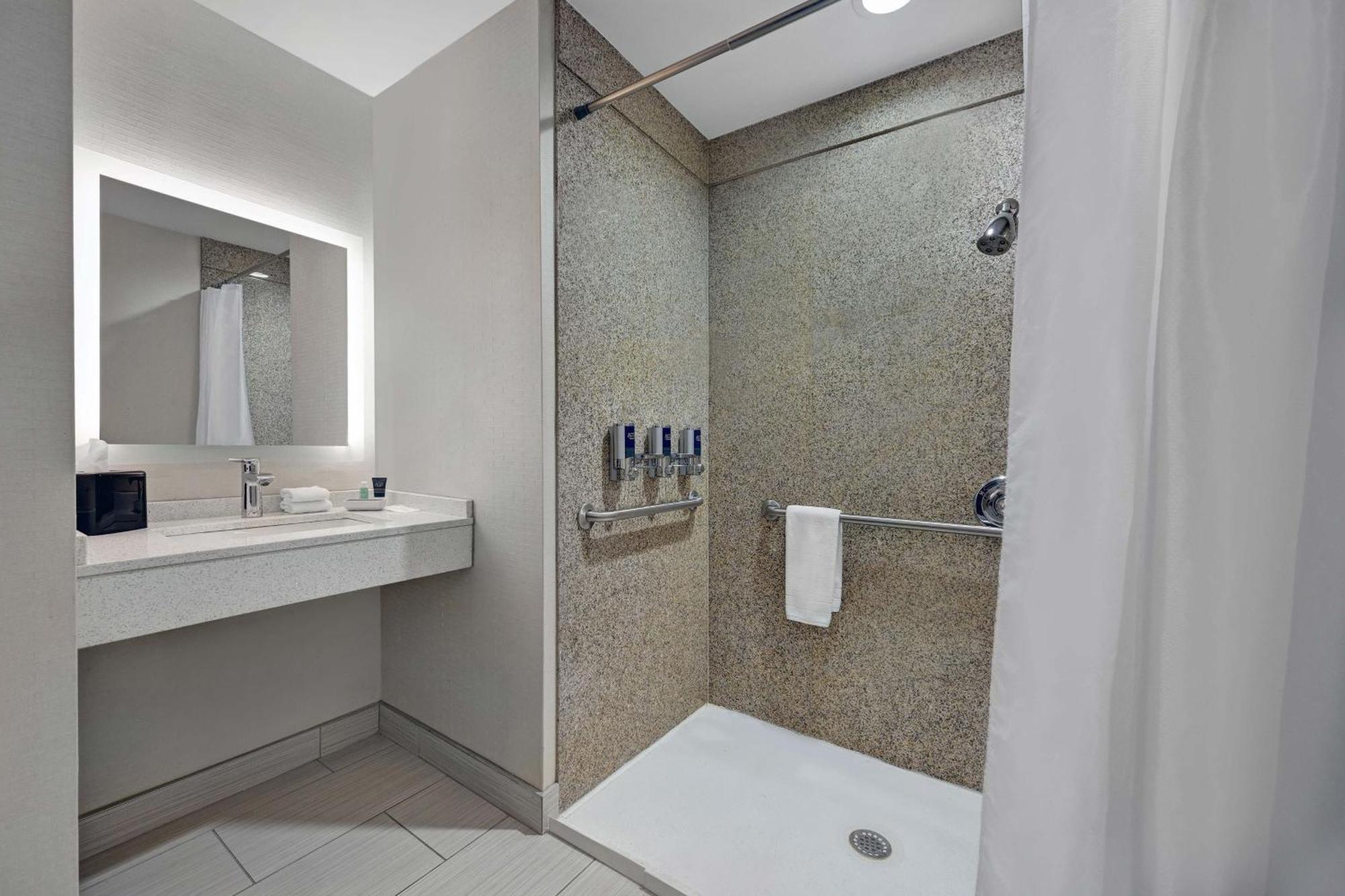Four Points By Sheraton Birmingham הומווד מראה חיצוני תמונה