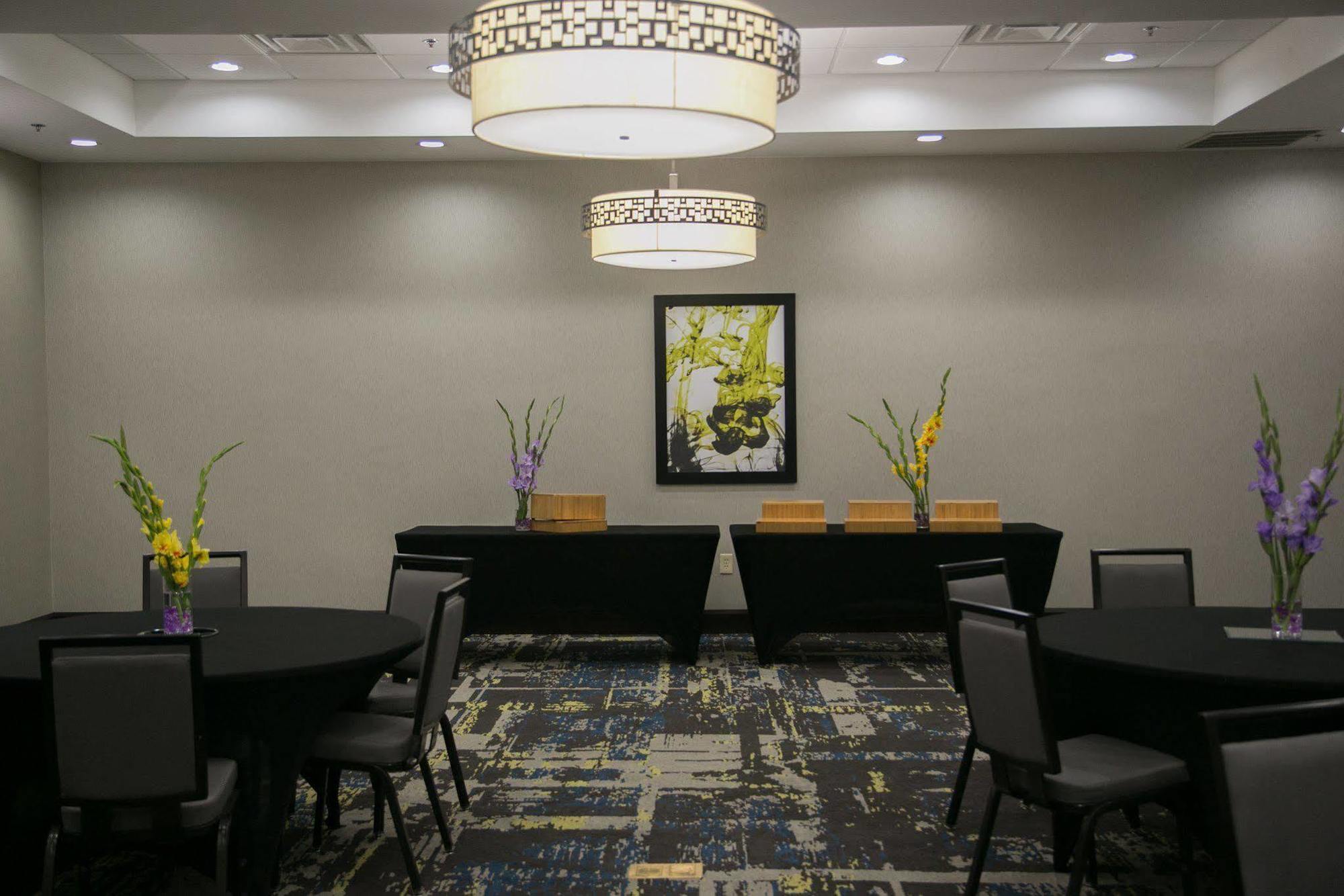 Four Points By Sheraton Birmingham הומווד מראה חיצוני תמונה